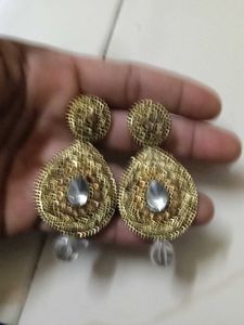 Elegant Gold Drop Earrings