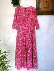 💓 Pink Anarkali Kurta with Side Dori