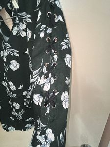 Floral Print Keyhole Blouse