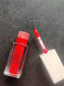 Blur Dude Don&#39;t Touch My Gloss