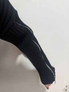 Black Ribbed Cropped Turtleneck Sweater