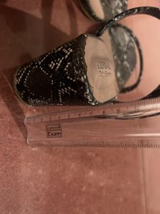 Serpent print 40 Number Heels