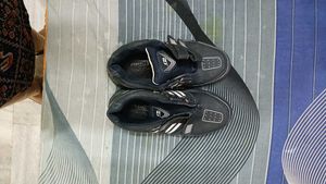 Sports Shoes
