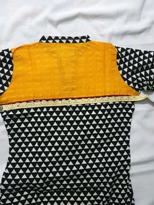 Womens Daily Wear Cotton Kurti