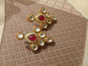 Earings