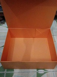 Decorative Showpiece Magnetic Box