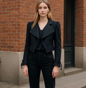 Juicy Couture Short Blazer/ Shrug