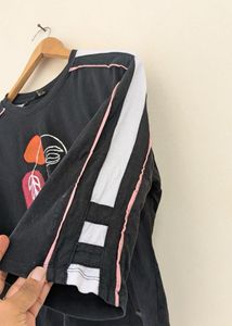 Abstract Face Graphic Tee