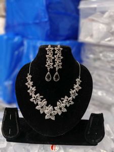 Modern Style American Diamond Jewellery Black
