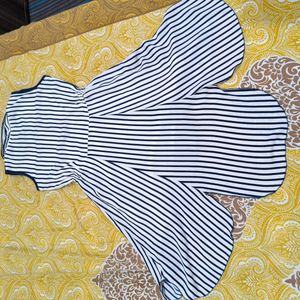 Girl&#39;s Dress