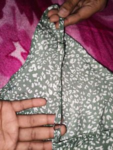 (Shein Cute Green Floral Cami Top)