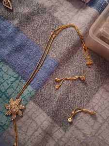 Sparkling Flower Earrings