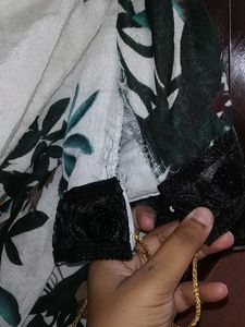 An Elegant Lehanga Skirt For Party Wear