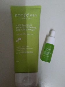 Dot &amp; Key CICA Calming Face Wash