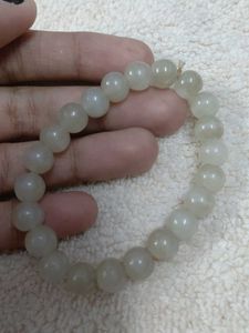 Bracelet beaded grey