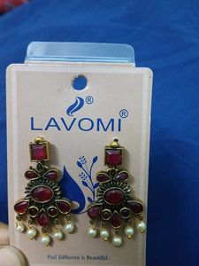 Lavomi Dangle Earrings