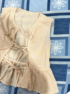 Savana yellow pintresty top