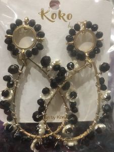 BLACK CRYSTAL EARRINGS