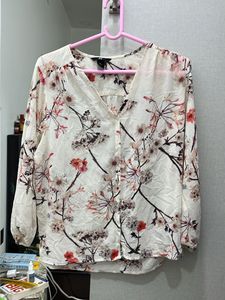 Floral Blouse - H&M Size Medium