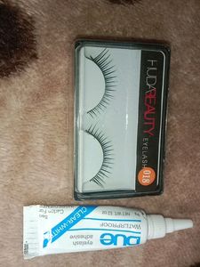 Eyelashes With Glue / Hudabeauty Eyelashes Glue