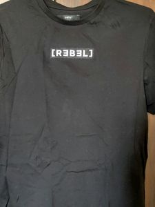 Celio Company&#39;s  Medium Size Cotton T-shirt