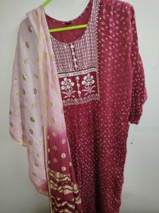 Elegant Maroon Kurta Set