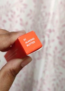 Kiro Beauty Slickstick Lipstick - Almond Butter
