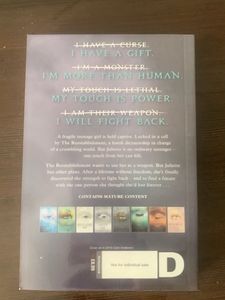 Shatter Me by Tahereh Mafi