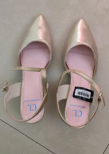 Carlton London Golden Heels