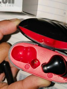 BRAND NEW EARBUDS🎧I NOT WANT iT NOW😉