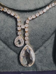 Elegant Necklace and Earring Set