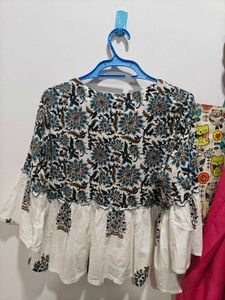 Boho Print Ruffle Top(Amazon)