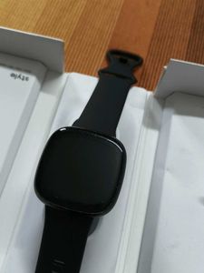 FITBIT Versa 3 Smart Watch for Unisex (Black)