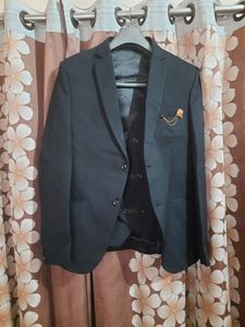 Black 3 Peice Siut