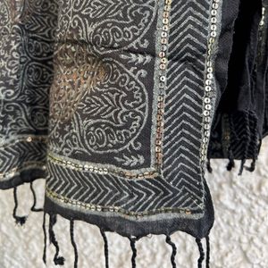 Elegant Black Printed Stole