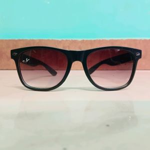 Sunglass