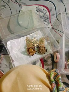Jhumka Aur Mata Tika