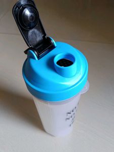 Gym Water Bottle Capacity 800 Ml