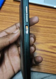 Used Smartphone - Cracked Screen