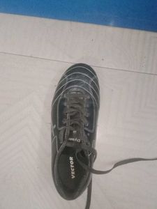 Vector X Football Shoes (Size 3)