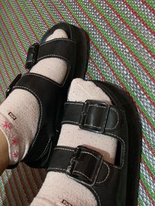 H&amp;m Black Buckle Sandals