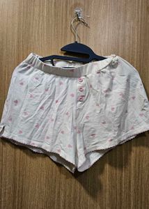 Cute Heart Print Shorts