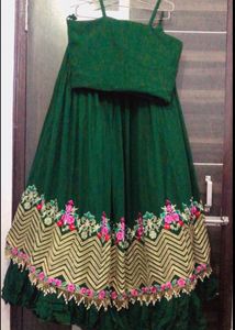 Elegant Mehndi Lehenga Choli with Dupatta