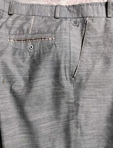 Men&#39;s Grey Trousers