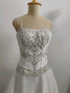 Elegant Wedding Gown