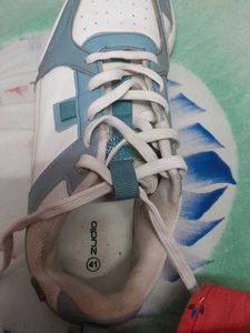 Zudio Sneakers