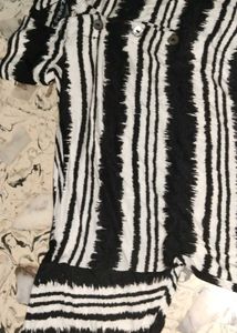 Forever 21 Black &amp; White Striped Button-Down