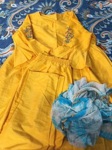 Sell🥳Kurta With Trouser And Dupatta