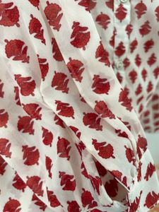Floral Print Mandarin Collar Top