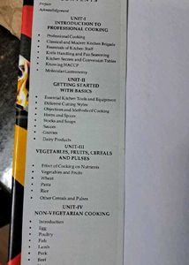 THE CHEF (Hotel Management Book)